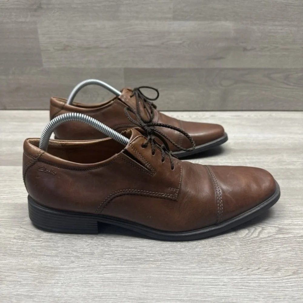 Clarks Mens Tilden Cap‎ Toe Brown Oxford Dress Shoe Size 10 M Very Nice
